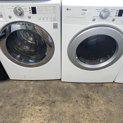 LG Set Washer And Gas Dryer 