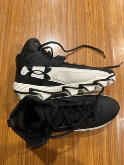 Brand New Under Armour Football Cleats - Black & White - Size 10.5