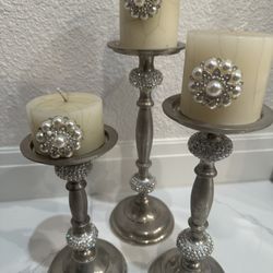 3 Candle Holder + Candles 