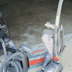 Kirby Vacuum Sentria (Like new)