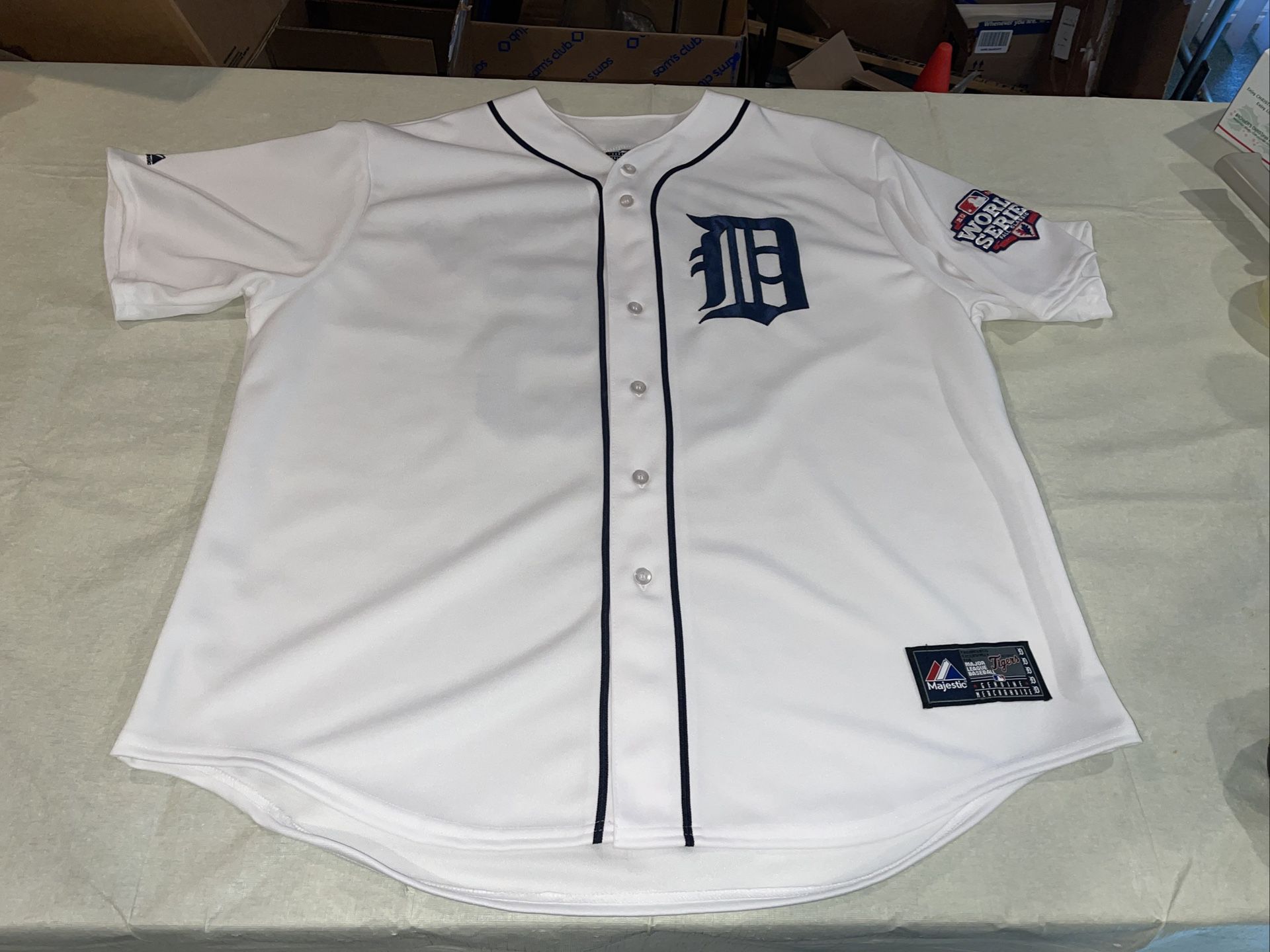 Wearing the Detroit Tigers MBL baseball jersey, made by Majestic