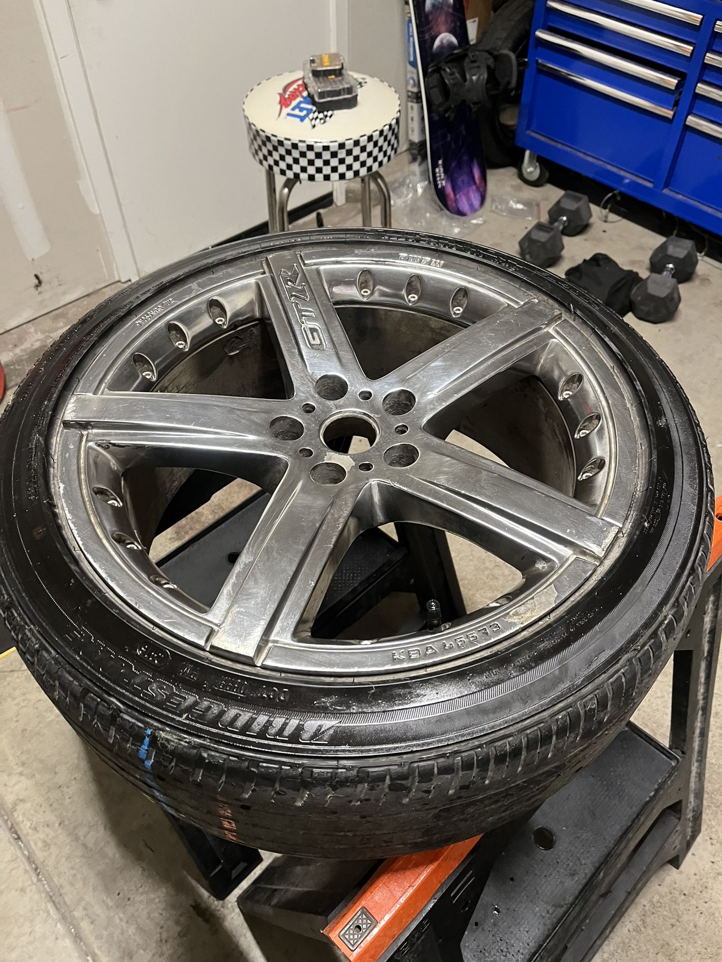 18in Momo GTR Wheels 5x114.3