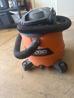 RIDGID Wet/Dry Shop Vacuum – Includes Hose