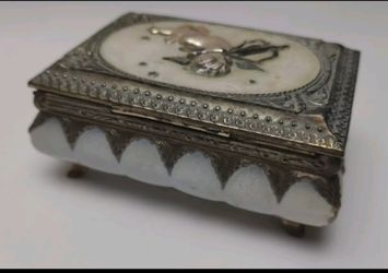 Cupid Valentine Antique Jewelery Box Red Inside