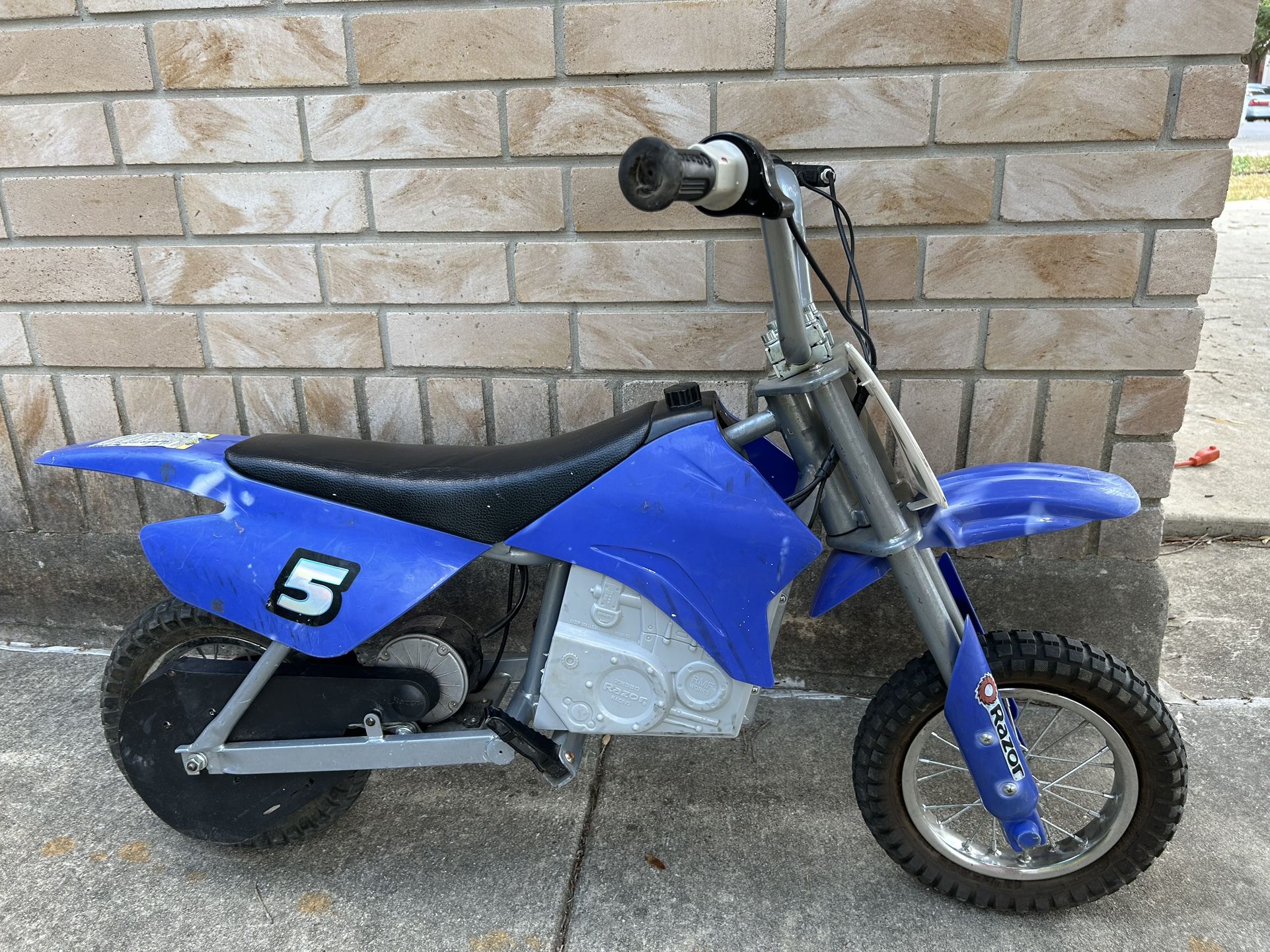 Razor MX350 Electric Dirt Bike