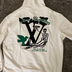 Louis Vuitton T Shirt for Sale in Los Angeles, CA - OfferUp