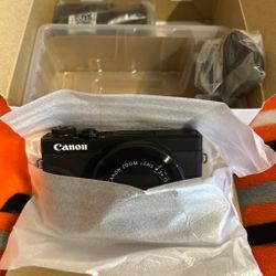 Canon PowerShot G7 X Mark III 20.1MP Compact Camera - Black