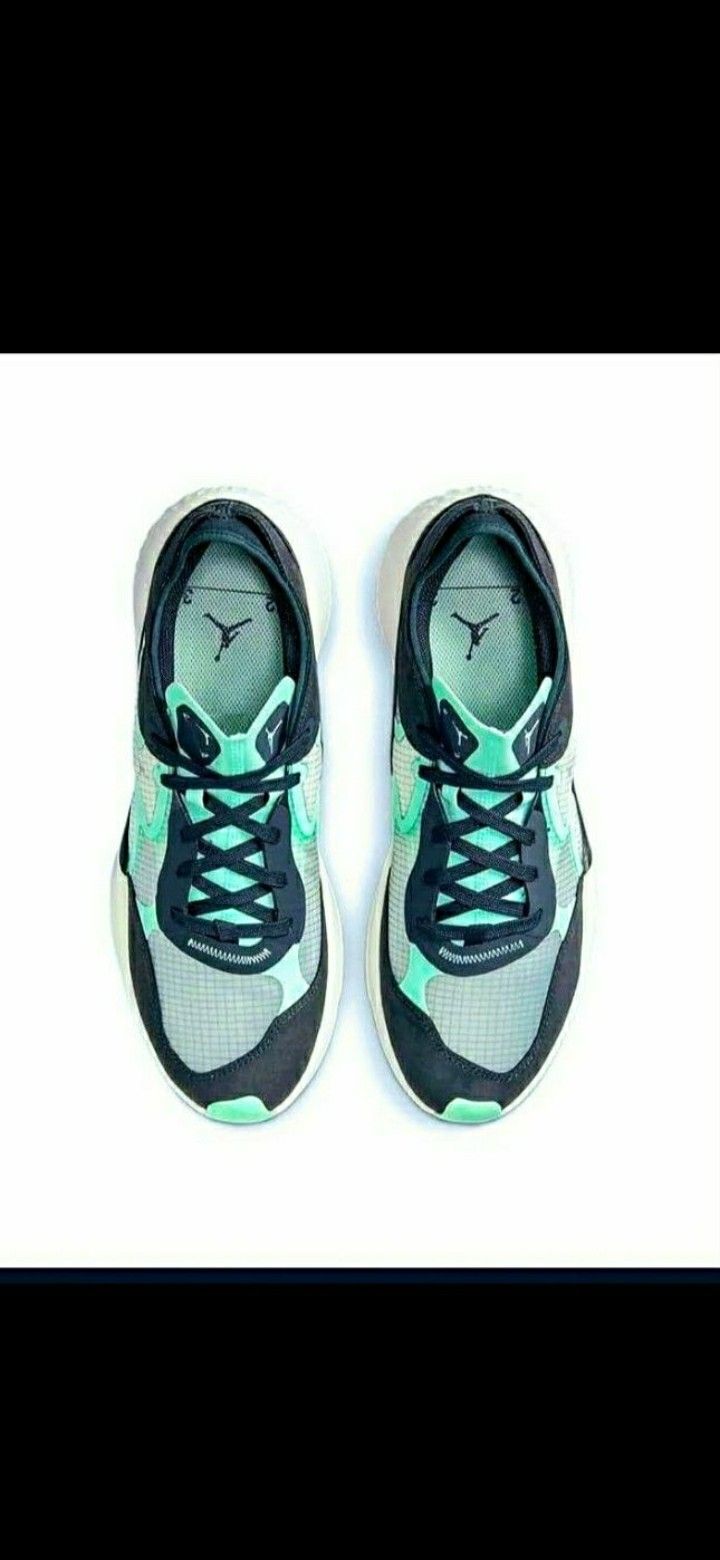 Mens Jordan Summer Sneakers $165 with Breathable Mesh for air, or other Jordan accepting offers, ask for your size