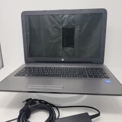 hp laptop 15-AY061NR. 