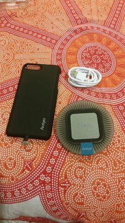 Wireless charging kit for IPhone 6 plus.