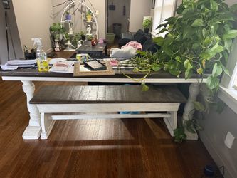 Table couch