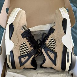 Jordan 4’s Mushroom