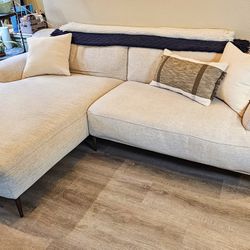 Modern Sectional Sofa