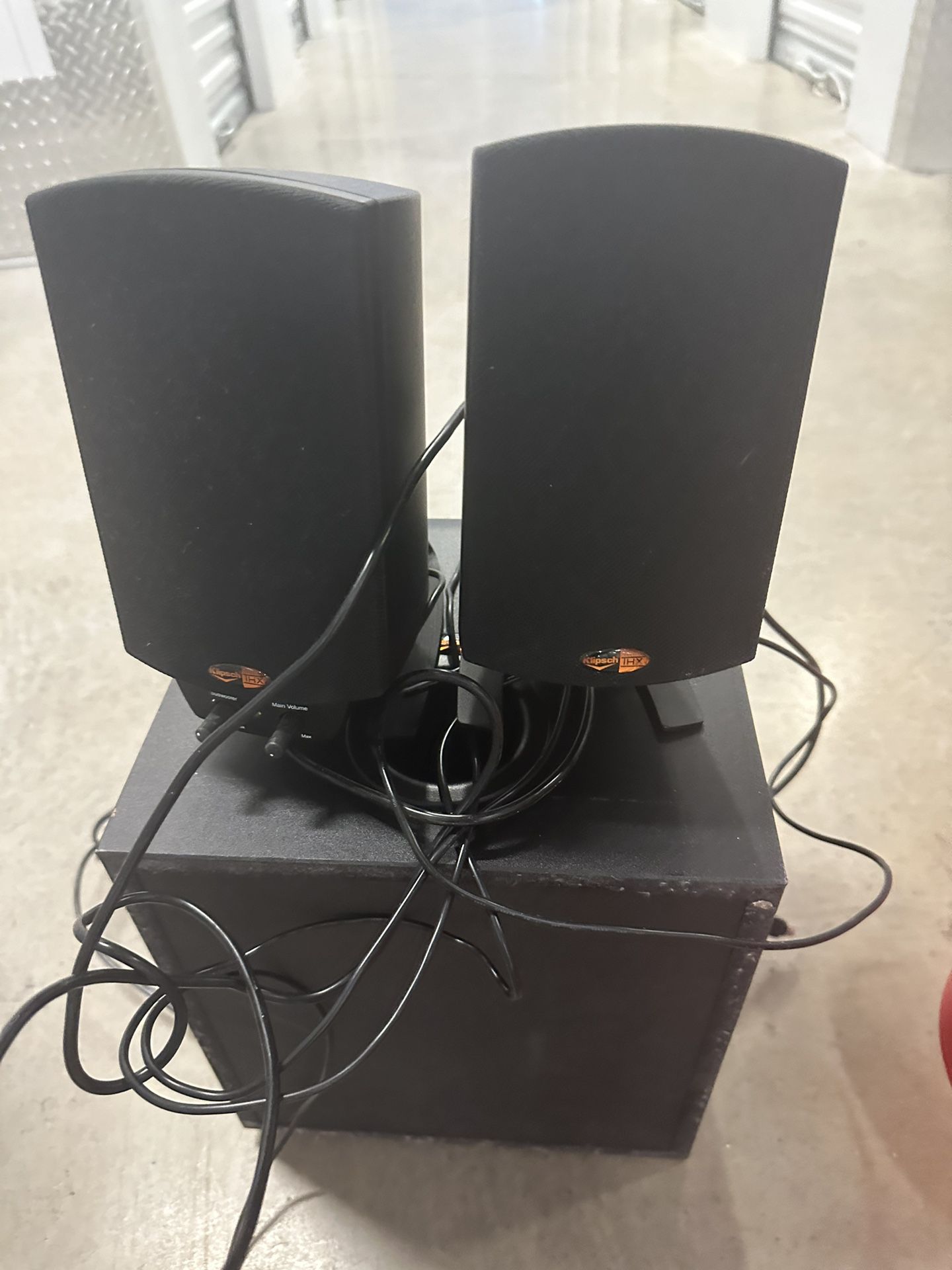 Klipsch Pro Media 2.1 Speaker System 
