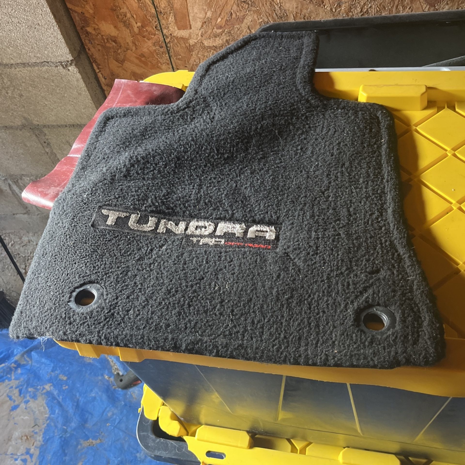 2018 tundra mats