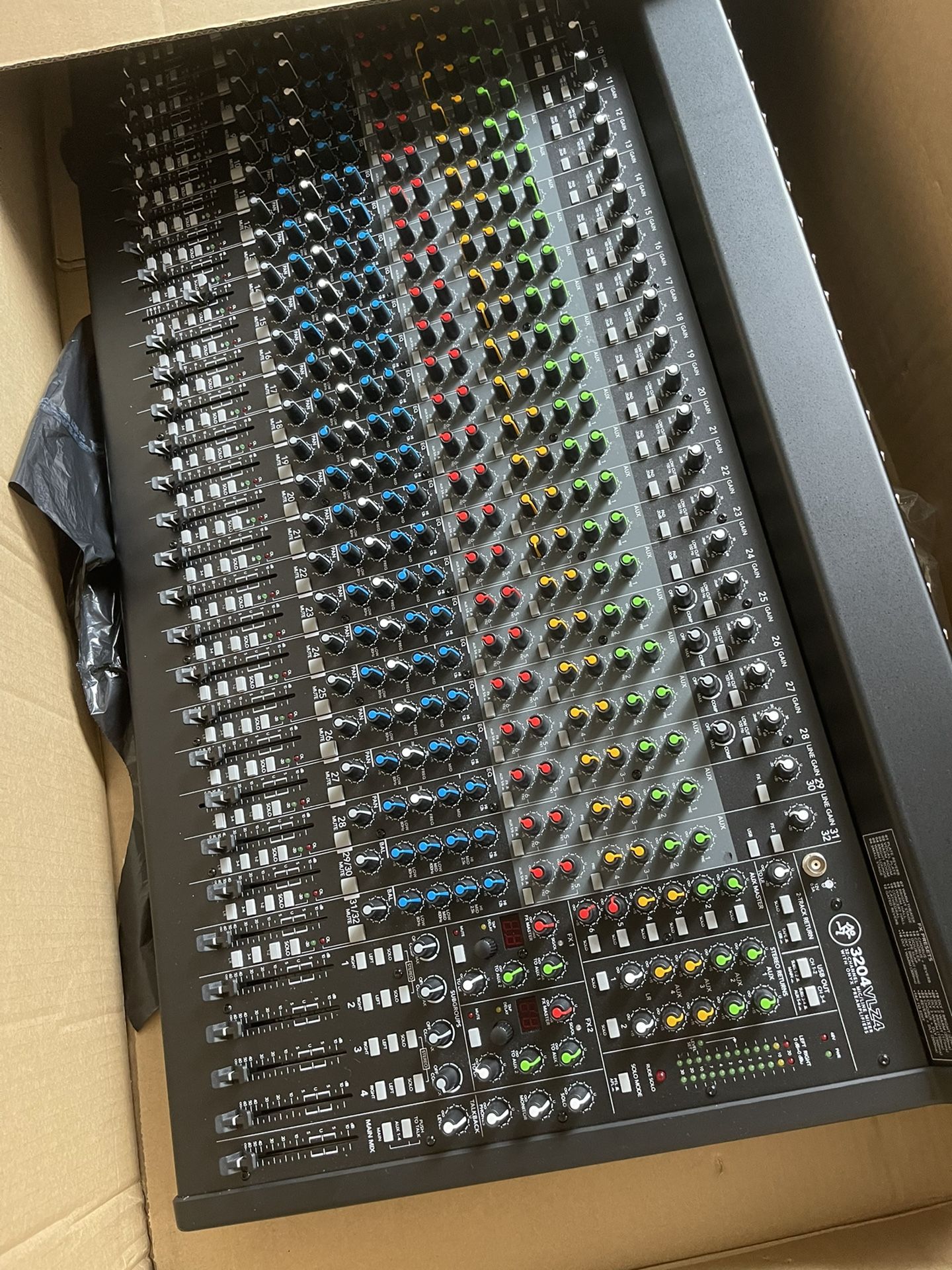 I Sale New Mixer 32 Channels