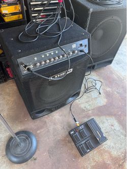 Line 6 Combo Amp 300 watts!