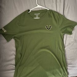 True Religion Size Medium 