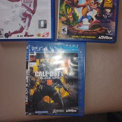 3 PS4 games $5 each pickup only cash