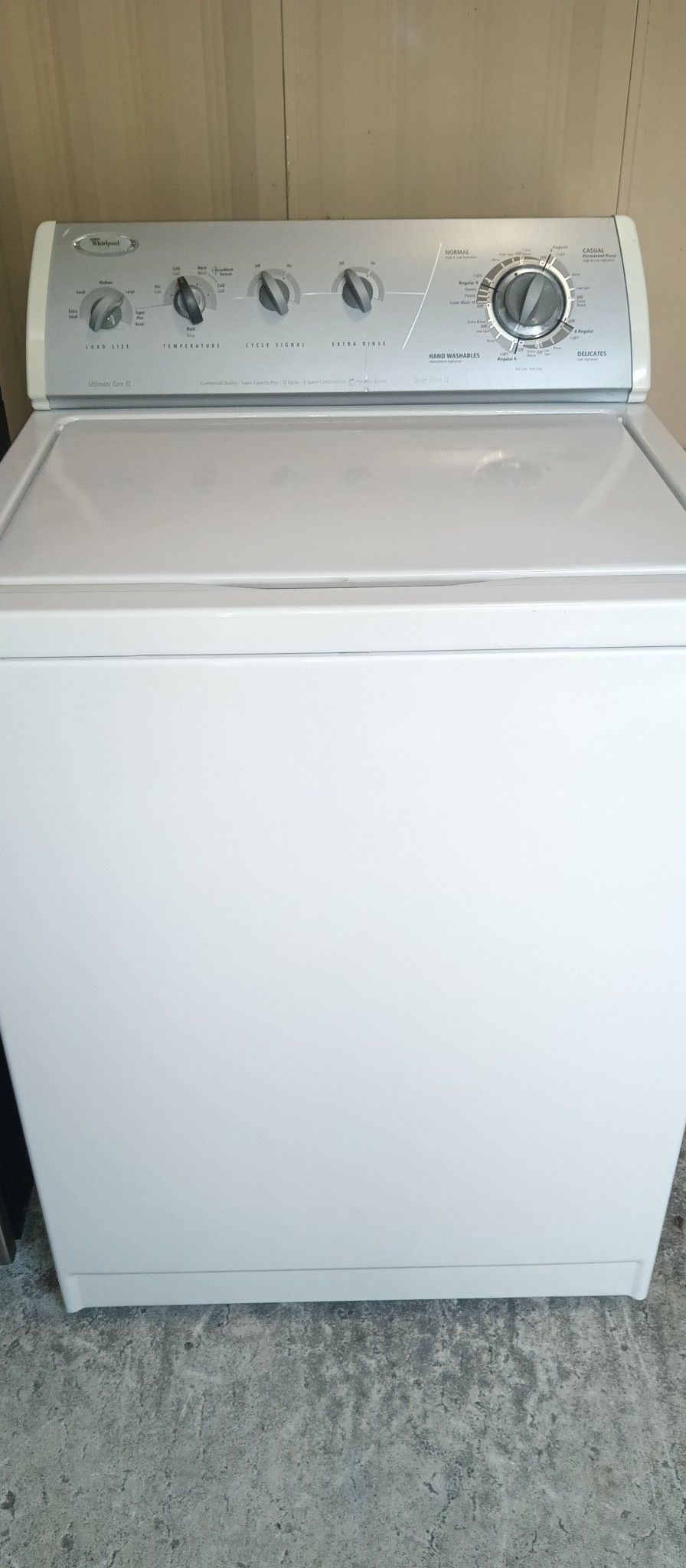 REALLY NICE WHIRLPOOLOCK NO COMPUTER WASHING MACHINE