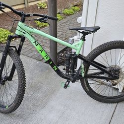 Medium 2019 Marin Hawk Hill 2 Mountain Bike