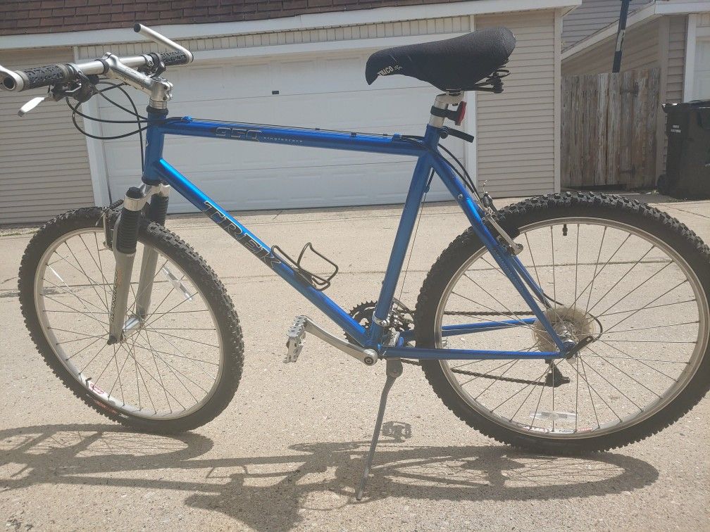 TREK 950 SINGLETRACK BIKE