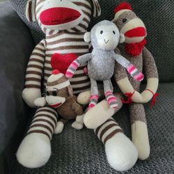 4 KNIT  Styrofoam Pellet SOCK MONKEYS  Stuffed Animal 