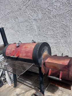 BBQ GRILL/SMOKER