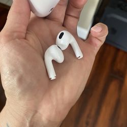 AirPods Gen 3 PODS ONLY. 