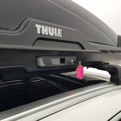 Thule Motion XT-L roof carrier