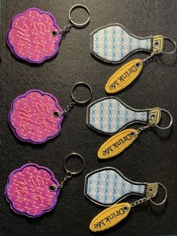 Alice in wonderland keychains!