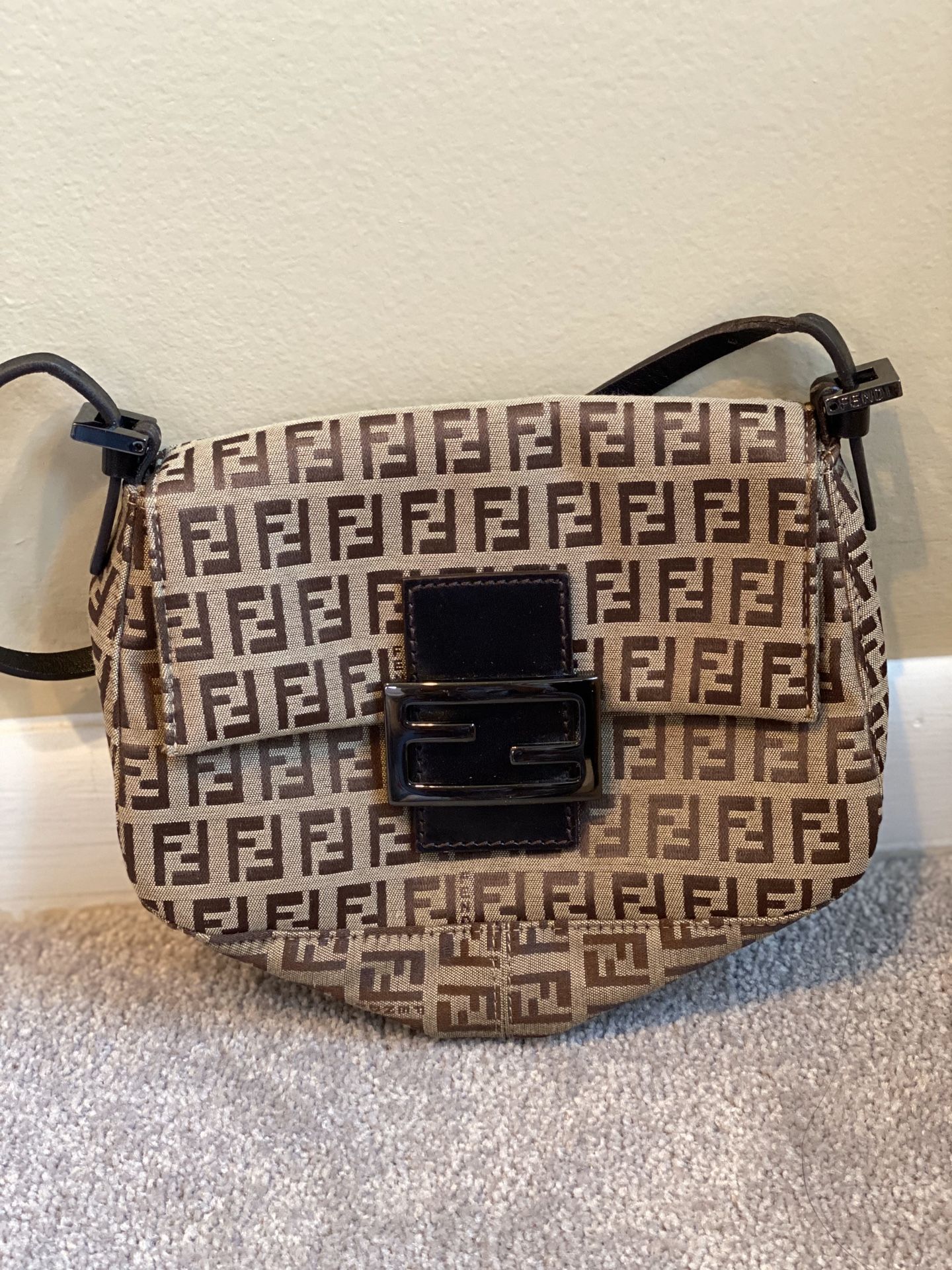 Fendi Pochette