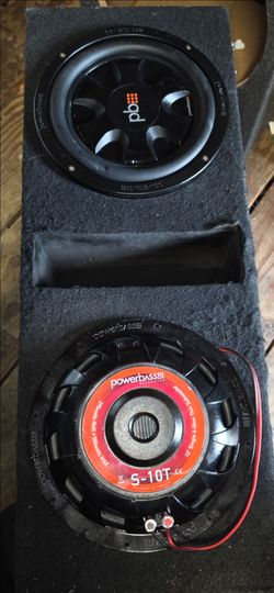 Pair of power bass 10s in ported box with ssl1500 watt amp