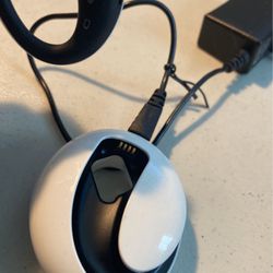 Jabra BTE2 Stone Bluetooth Headset in White w/ Charging Dock & Power Cord Bundle