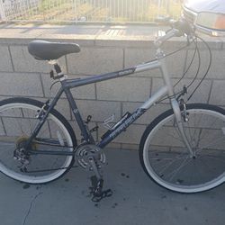 Men's 26" Trek Navigator 200 City Bike 