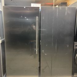 Frigidaire Professional  Refrigerator / Freezer