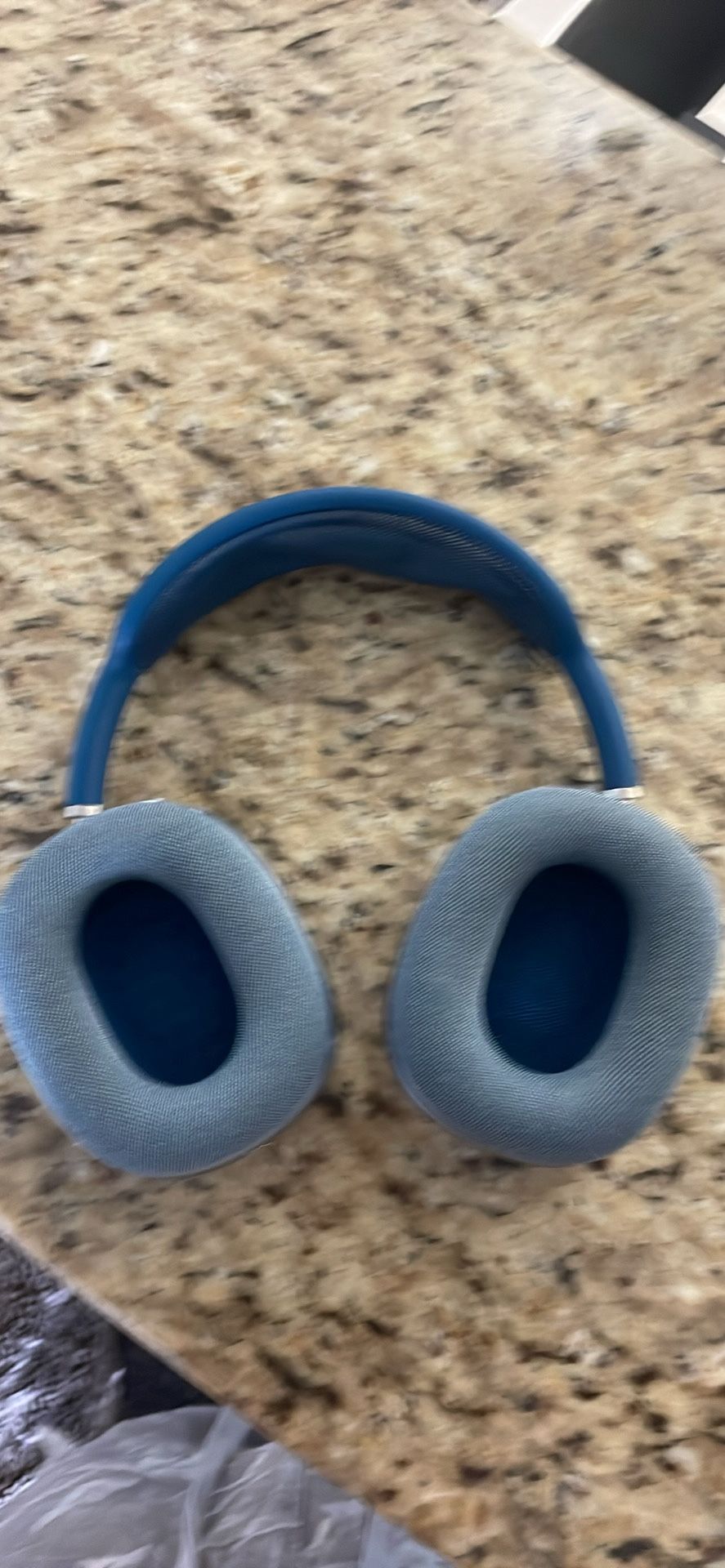 AirPod Pro Max