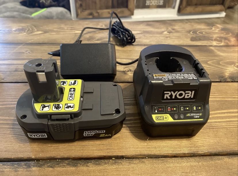 RYOBI ONE+ 18V LITHIUM ION P190 BATTERY AND P118 CHARGER COMBO 2 Ah Battery 🔥
