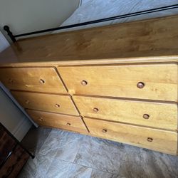 Wooden 6 Drawer Dresser