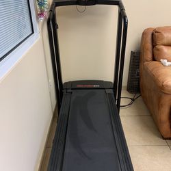 ProForm J4 Treadmill for Sale in Pompano Beach FL OfferUp
