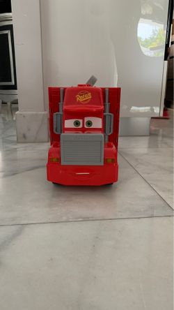 Unlimited edition lighting McQueen truck