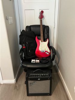 Fender STARCASTER Electric Guitar Bundle with Fender Amp