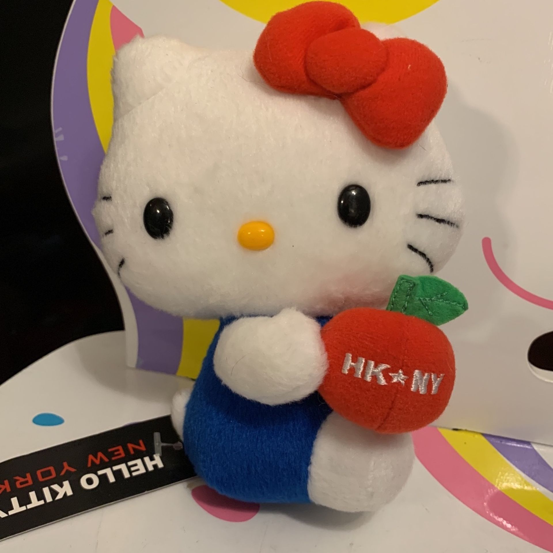 HELLO KITTY NEW YORK SANRIO 6” 2009