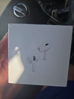 Beats by Dre studio  used for a week and airpods pro 2nd generation
