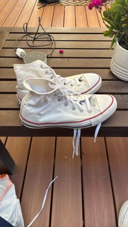 Converse White Men’s 6 Women’s 8