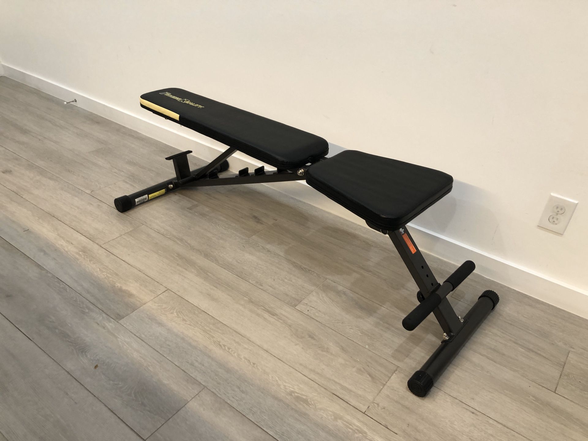 Weight bench ideal for bench press workout