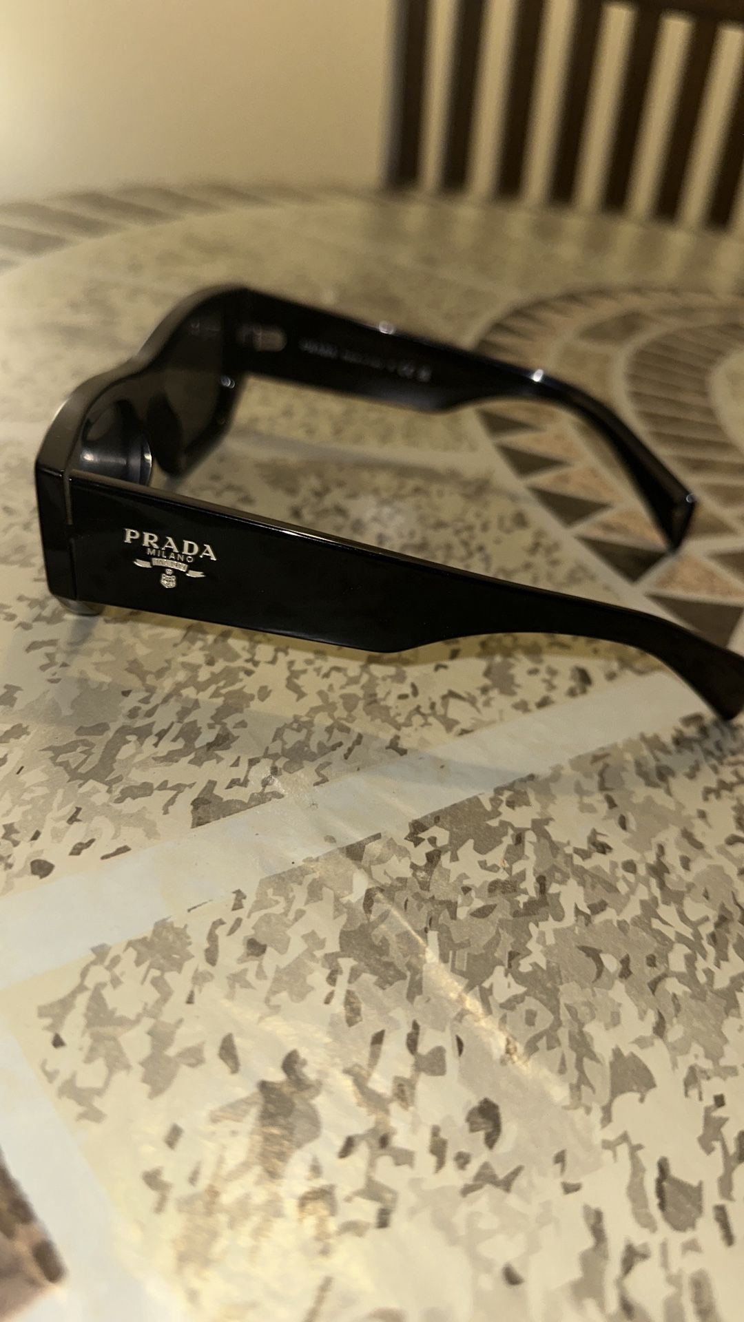Prada Shades SPRA01
