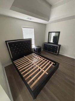 Black Bedroom Set 4pc – Bedframe w/ Rhinestones + Dresser, Mirror, Nightstand