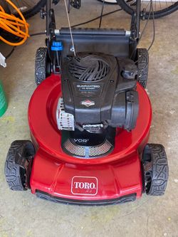 TORO GTS 22" 150cc push lawnmower used like a new
