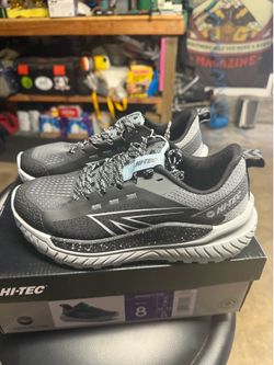 Hi Tec women’s size 8